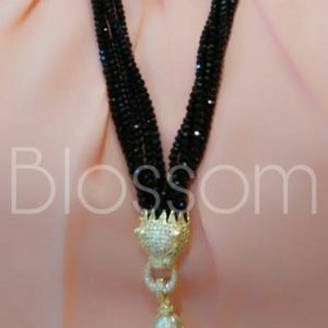 Black Crystal long neckpeice.