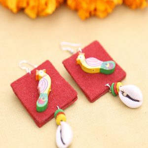 Red square peacock dangler