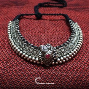 Vajratika (Peacock-Black)