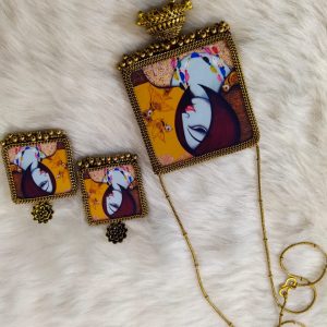 Handcrafted necklace