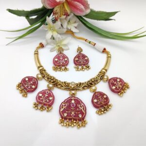Jadau Carved Stone Necklace Set